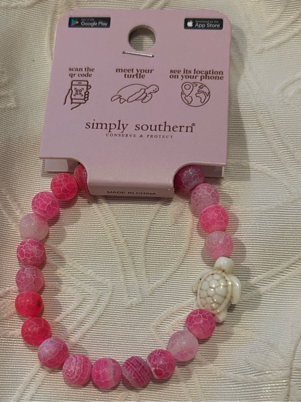 SIMPLY SOUTHERN PINK GRADIENT TRACKER TURTLE JEWELRY BRACELET